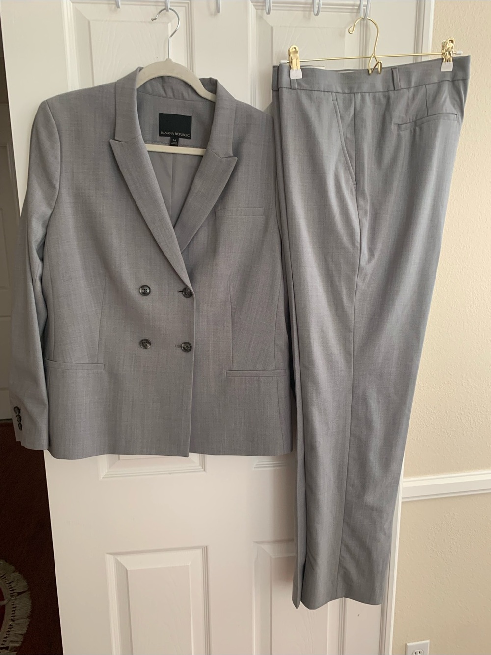 Banana Republic Suite: Gray Wool Jacket 14 Regular & Ryan Pants 14 Long